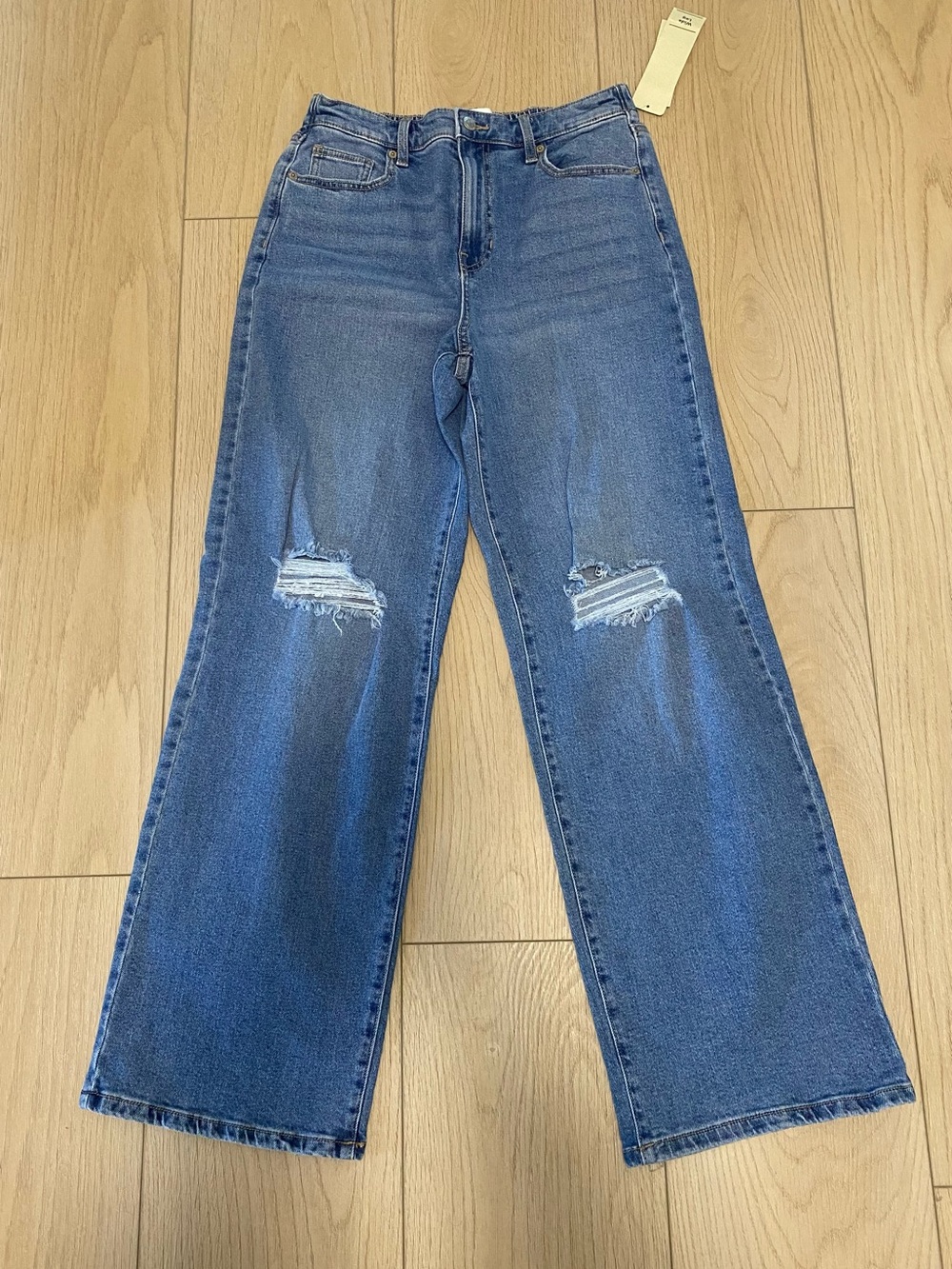NWT high-rise Distressed Wide-Leg Jeans - Blue